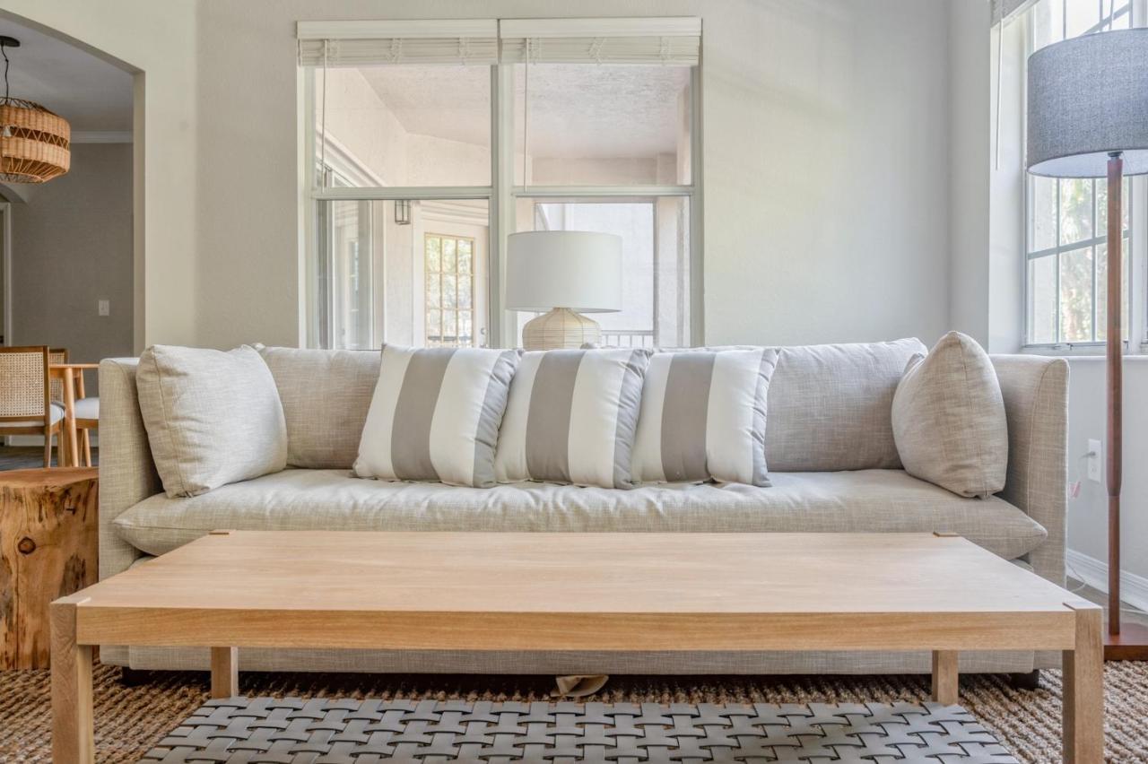 Отель Kasa Wellington South Florida Экстерьер фото